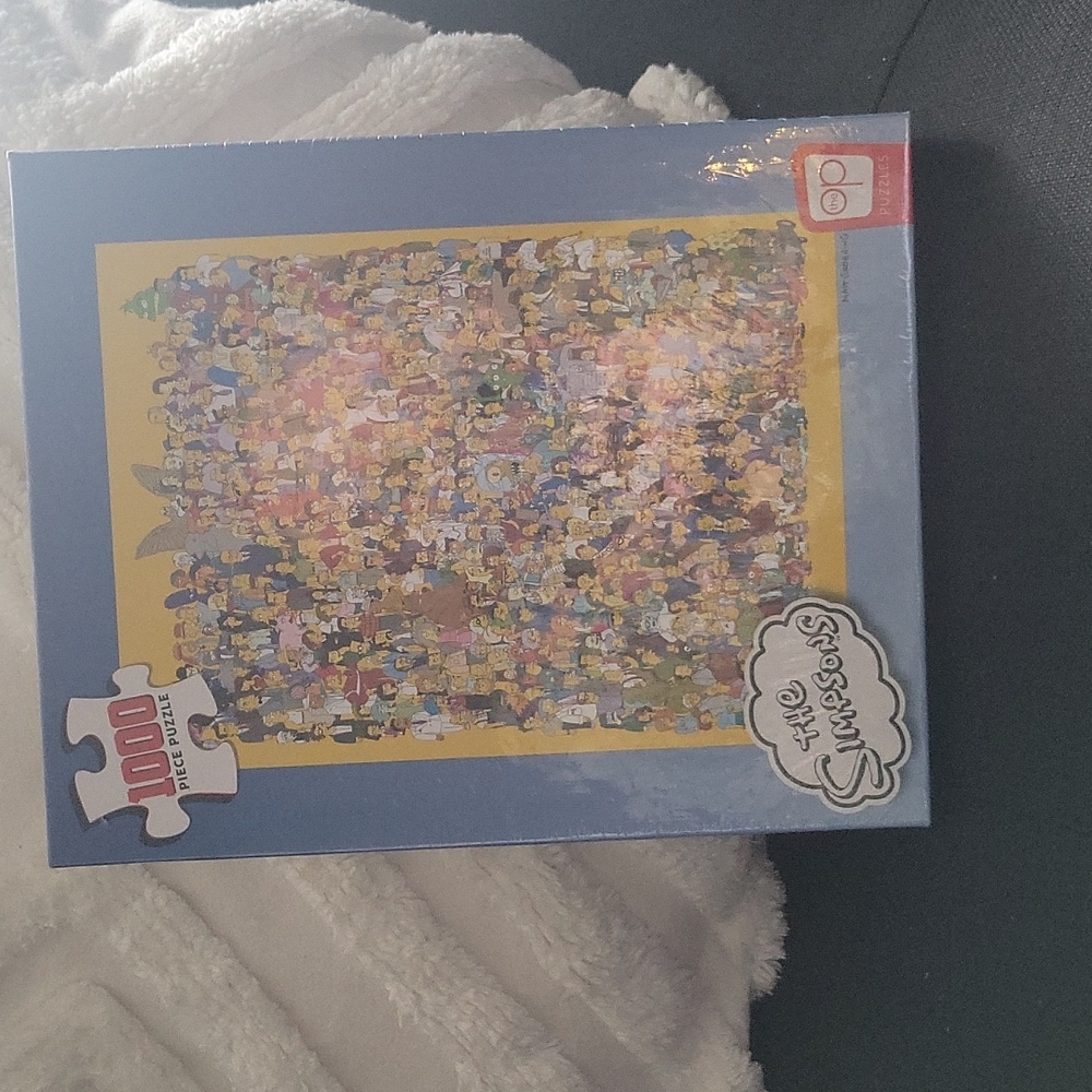 BRAND NEW SIMPSON PUZZLE